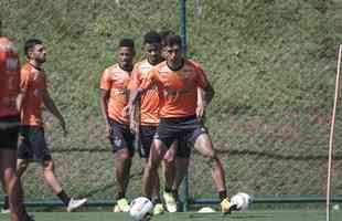 Fotos do primeiro treino de Junior Alonso no retorno ao Atltico