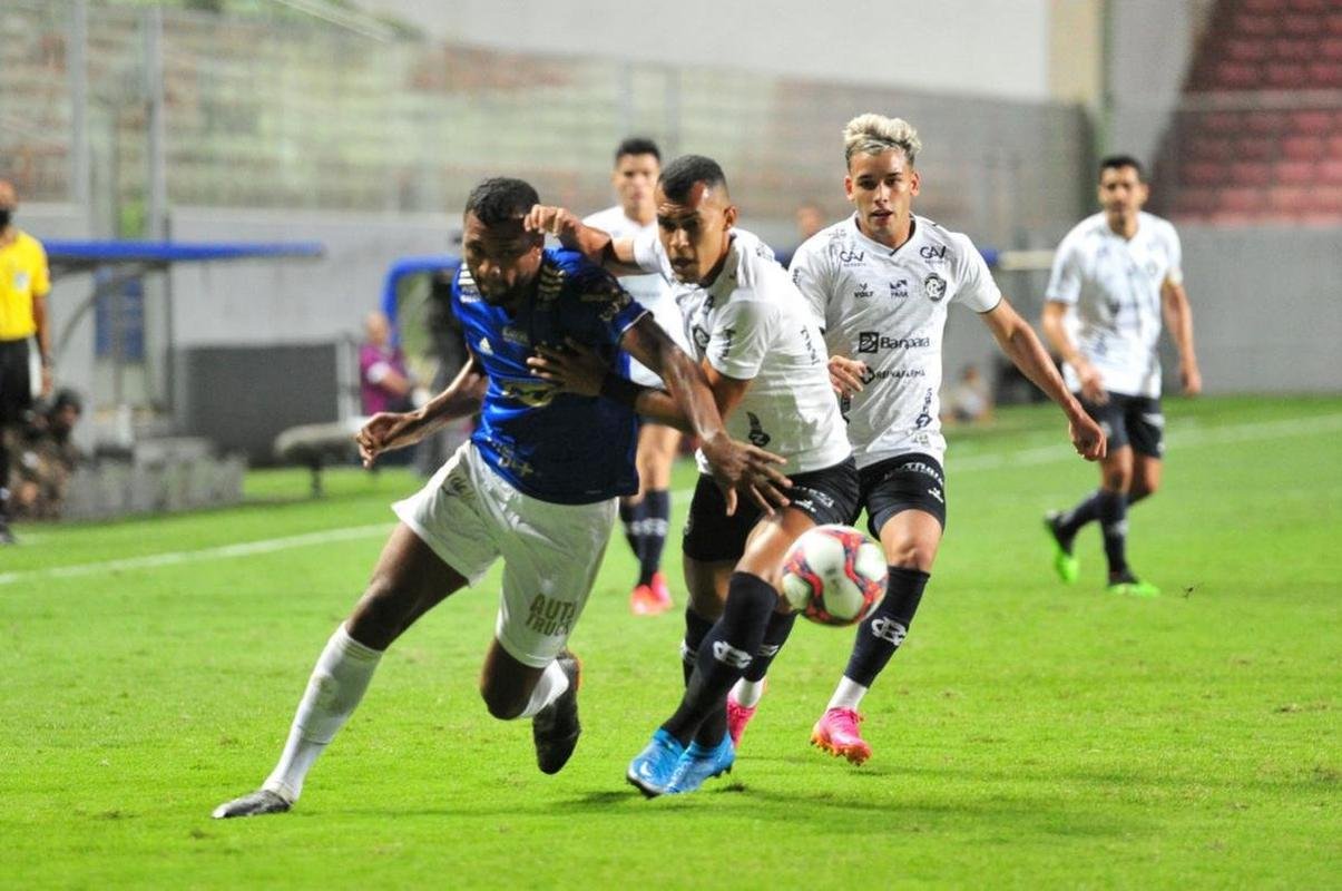 Fotos do jogo entre Cruzeiro e Remo, no Independncia, em BH, pela 32 rodada da Srie B do Brasileiro
