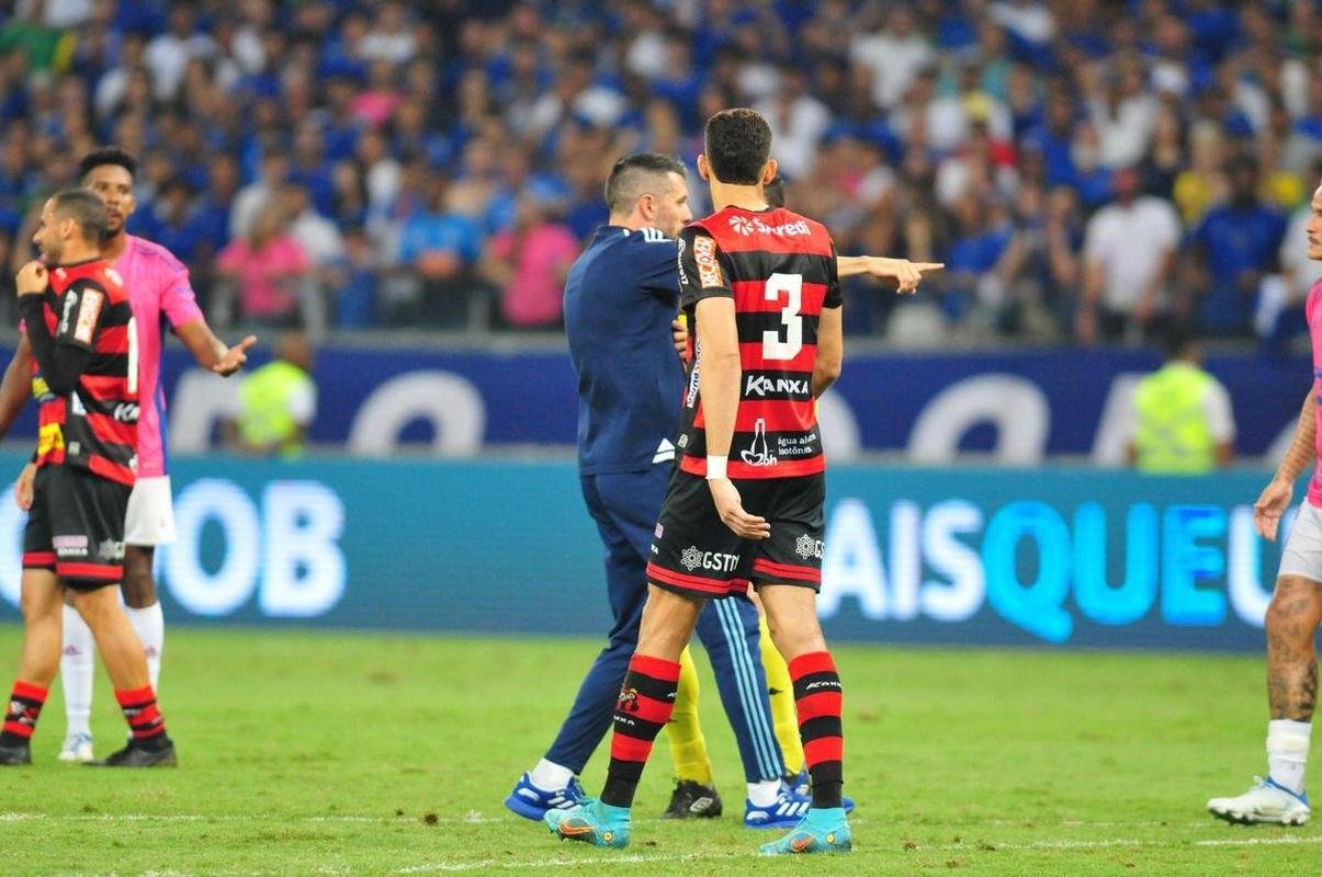 Em reencontro com a torcida aps o ttulo da Srie B, Cruzeiro enfrentou o Ituano no Mineiro, em Belo Horizonte, pela 33 rodada. Veja as melhores imagens!