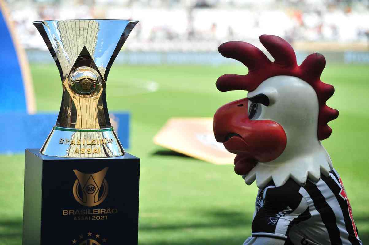 Troféu do Campeonato Brasileiro de 2021, conquistado pelo Atlético