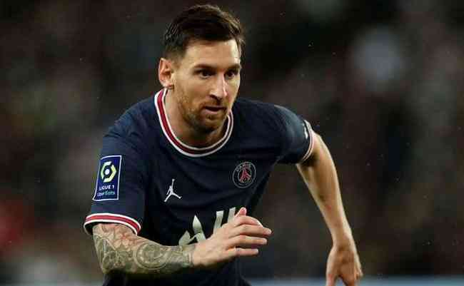 Com problemas musculares, Messi dever desfalcar o PSG diante do Lille, no Campeonato Francs