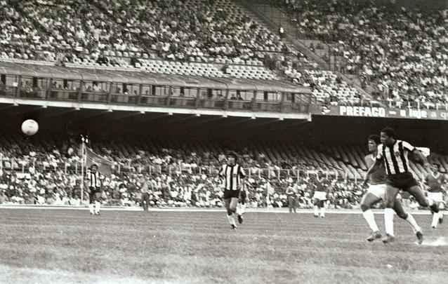 Em 1971, Atltico derrotou Internacional por 3 a 1, no Mineiro, pela fase de classificao do Brasileiro