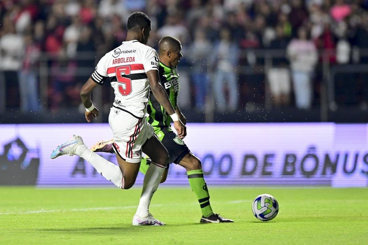 So Paulo e Amrica se enfrentaram neste sbado (22/4), no Morumbi, pela segunda rodada do Campeonato Brasileiro de 2023