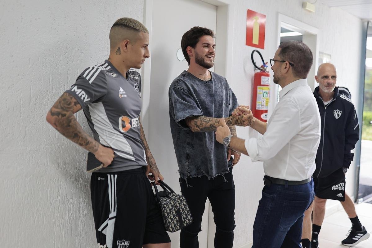 Veja fotos do primeiro dia de pr-temporada do Atltico