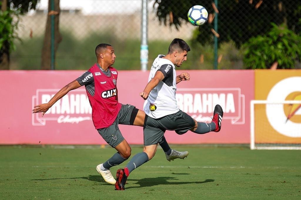 Fotos do ltimo treino comandado por Thiago Larghi no Atltico