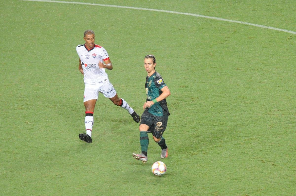 Fotos de Amrica x Vitria, no Independncia, pela 33 rodada