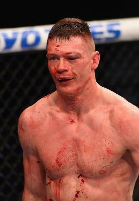 Dustin Poirier venceu Joseph Duffy por decisão unânime