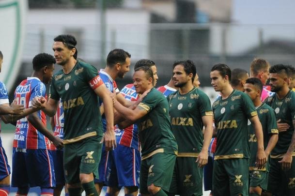 Equipes se enfrentaram, na noite deste domingo, pela penltima rodada do Brasileiro