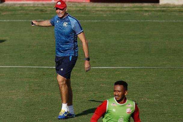 Timbu trocou o CT Wilson Campos pelo estádio dos Aflitos na tarde desta quarta-feira