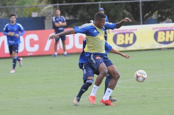 Fotos do treino do Cruzeiro desta quinta-feira, na Toca da Raposa II (crdito: Juarez Rodrigues/EM D.A Press)
