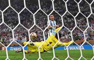 Di Mara ampliou a vantagem da Argentina para 2 a 0 na final da Copa do Mundo contra a Frana. Veja o gol por todos os ngulos