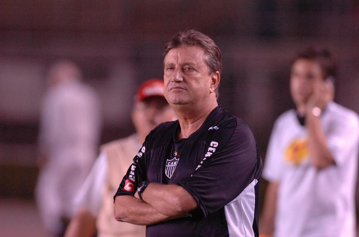 Lori Sandri - um empate e duas derrotas
