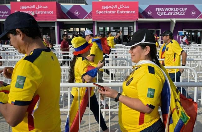 Torcedores do Equador no jogo de abertura da Copa do Mundo
