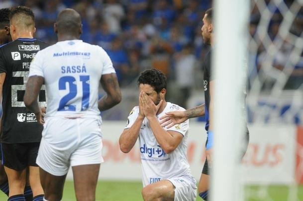 Equipes se enfrentaram pela sexta rodada do Grupo B da Copa Libertadores