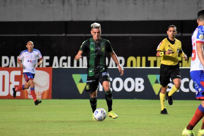 Fotos da vitria do Amrica sobre o Bahia, por 4 a 3, em Pituau, em Salvador, pela oitava rodada do Campeonato Brasileiro de 2021