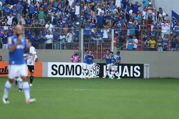 Fotos do jogo entre Cruzeiro e Coritiba, no Independncia, pela 20 rodada da Srie A (Edsio Ferreira/EM D.A Press)