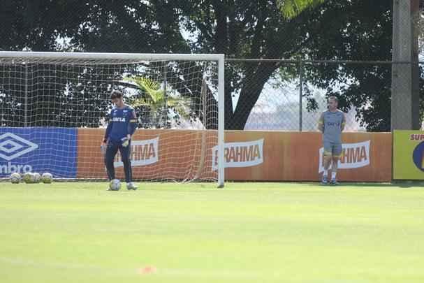 Imagens do primeiro treino de Paulo Bento na Toca da Raposa II
