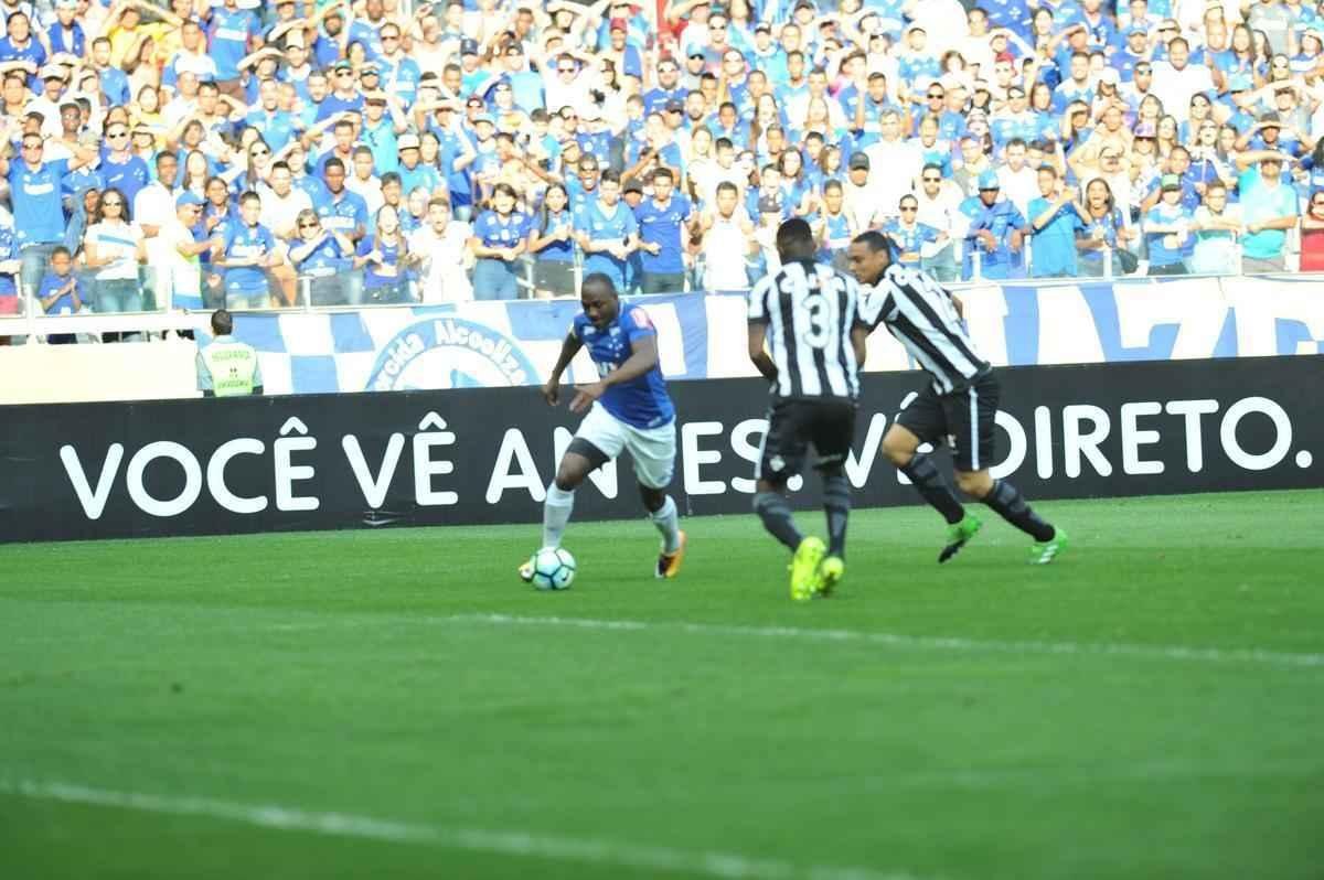 Imagens do jogo entre Cruzeiro e Botafogo, pela 19 rodada do Brasileiro, no Mineiro
