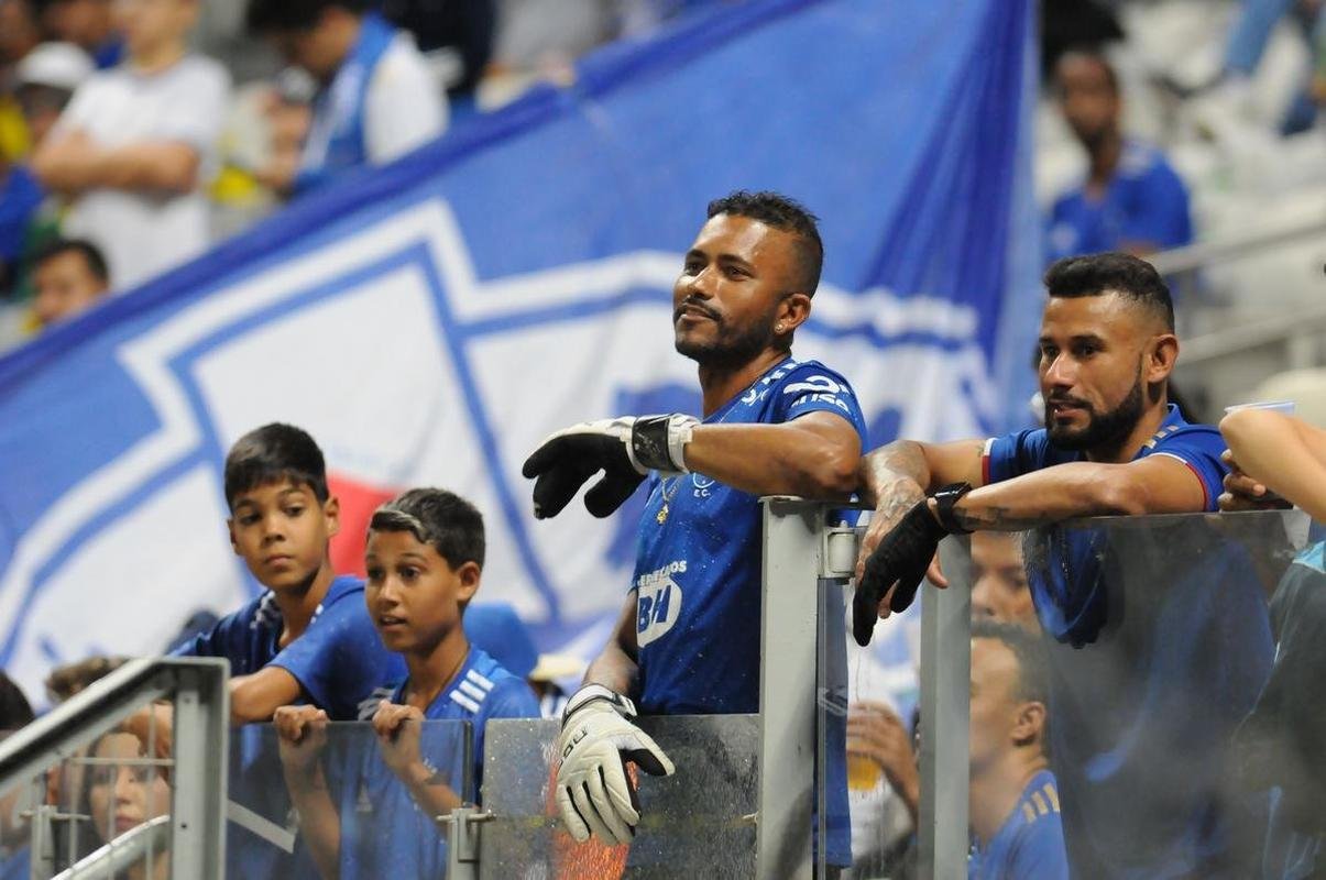 Torcida do Cruzeiro deu show mais uma vez e lotou o Mineiro na partida contra o CRB pela 11 rodada da Srie B