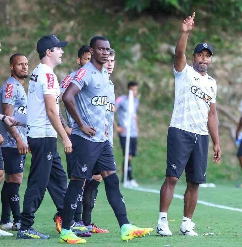 Com gols de Fred e Carlos Csar, Atltico vence jogo-treino contra Guarani de Divinpolis, na Cidade do Galo, por 2 a 0