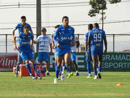 Galeria de fotos do treino do Cruzeiro na tarde desta quinta-feira, na Toca da Raposa II