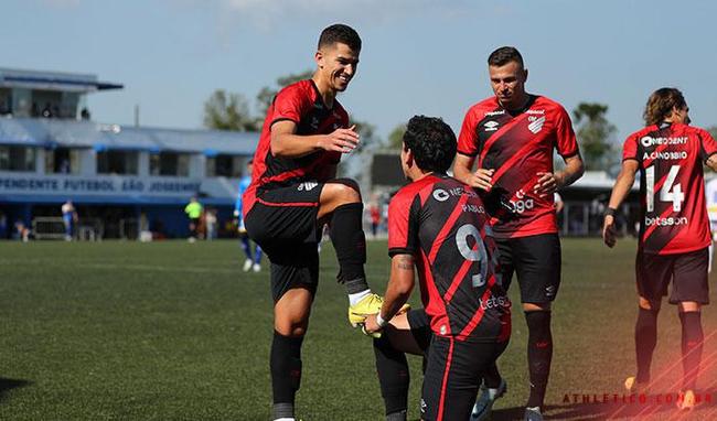 9º Athletico-PR - 80,2 pontos (158º no mundo)