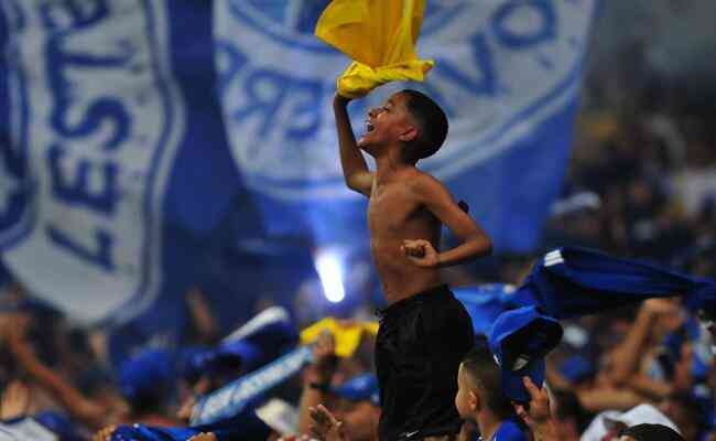Maior pblico do Cruzeiro na Srie B foi registrado contra o Cricima (58.702 torcedores)