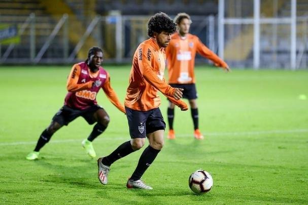 Atlético treinou na noite desta segunda-feira, véspera de jogo contra La Equidad-COL