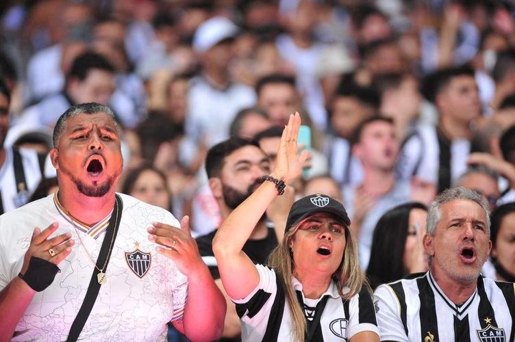 Fotos do jogo entre Atltico e Grmio, no Mineiro, em BH, pela 19 rodada do Campeonato Brasileiro