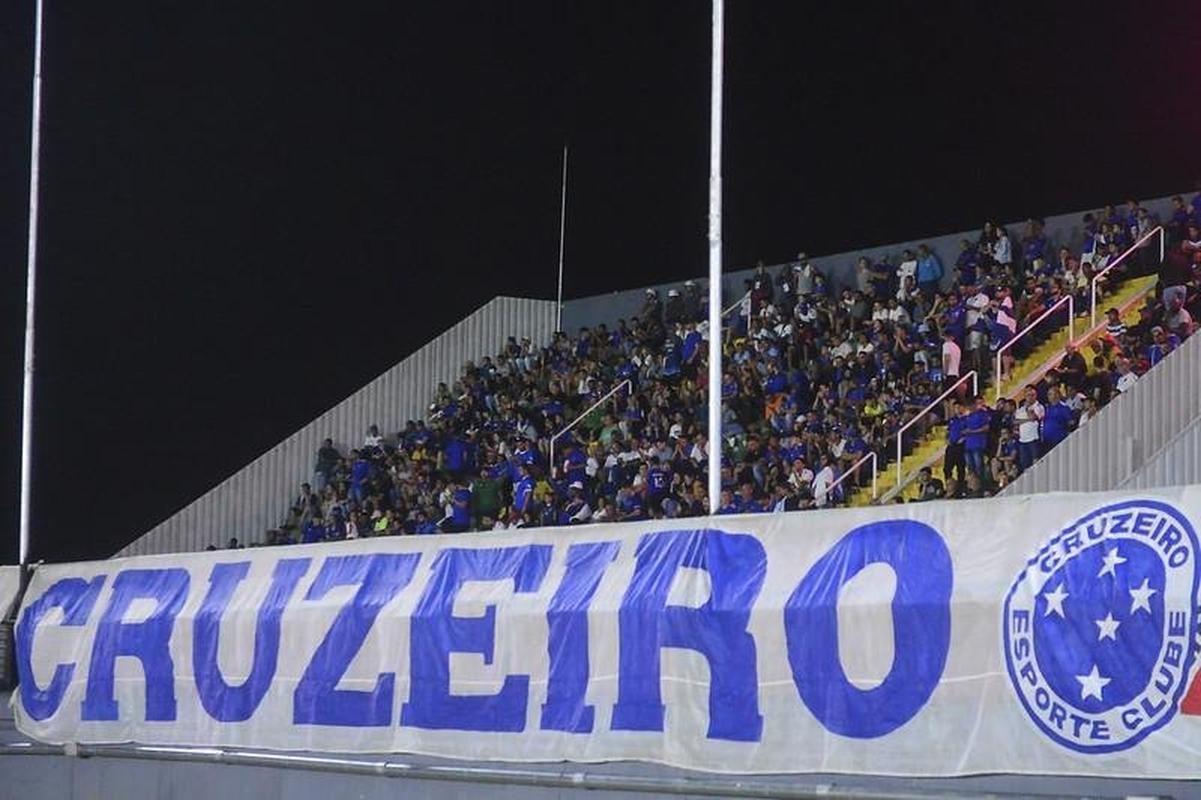 Bragantino x Cruzeiro: fotos do amistoso no estdio Nabi Abi Chedid, em Bragana Paulista, no interior de So Paulo