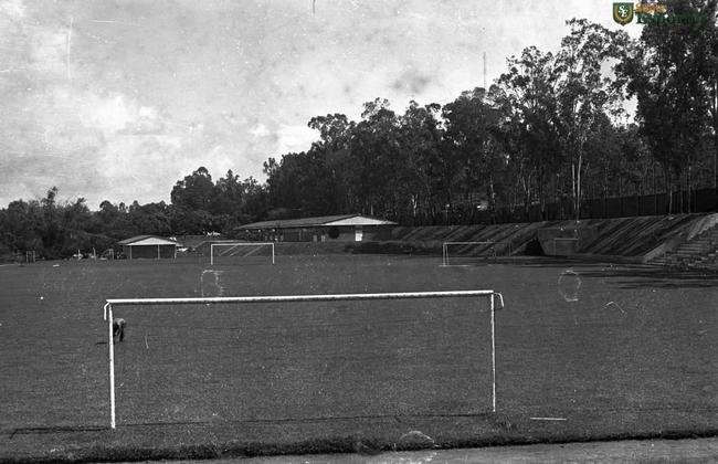 Primeiras fotos da Toca da Raposa I, em 1973, ano de sua inaugurao pelo ento presidente do Cruzeiro, Felcio Brandi