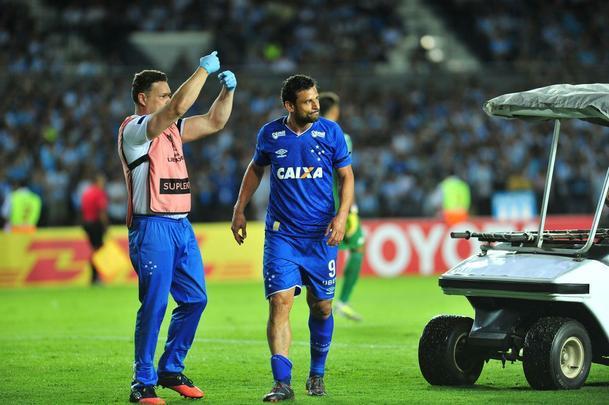 Fred - mdia de 0,125 (1 gol em 8 jogos)