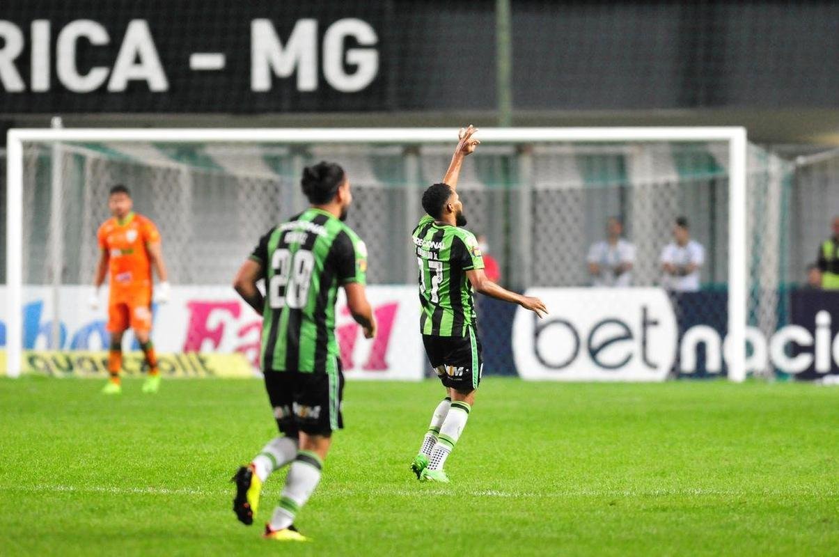 Amrica e Ava se enfrentaram no Independncia pela 20 rodada da Srie A do Campeonato Brasileiro