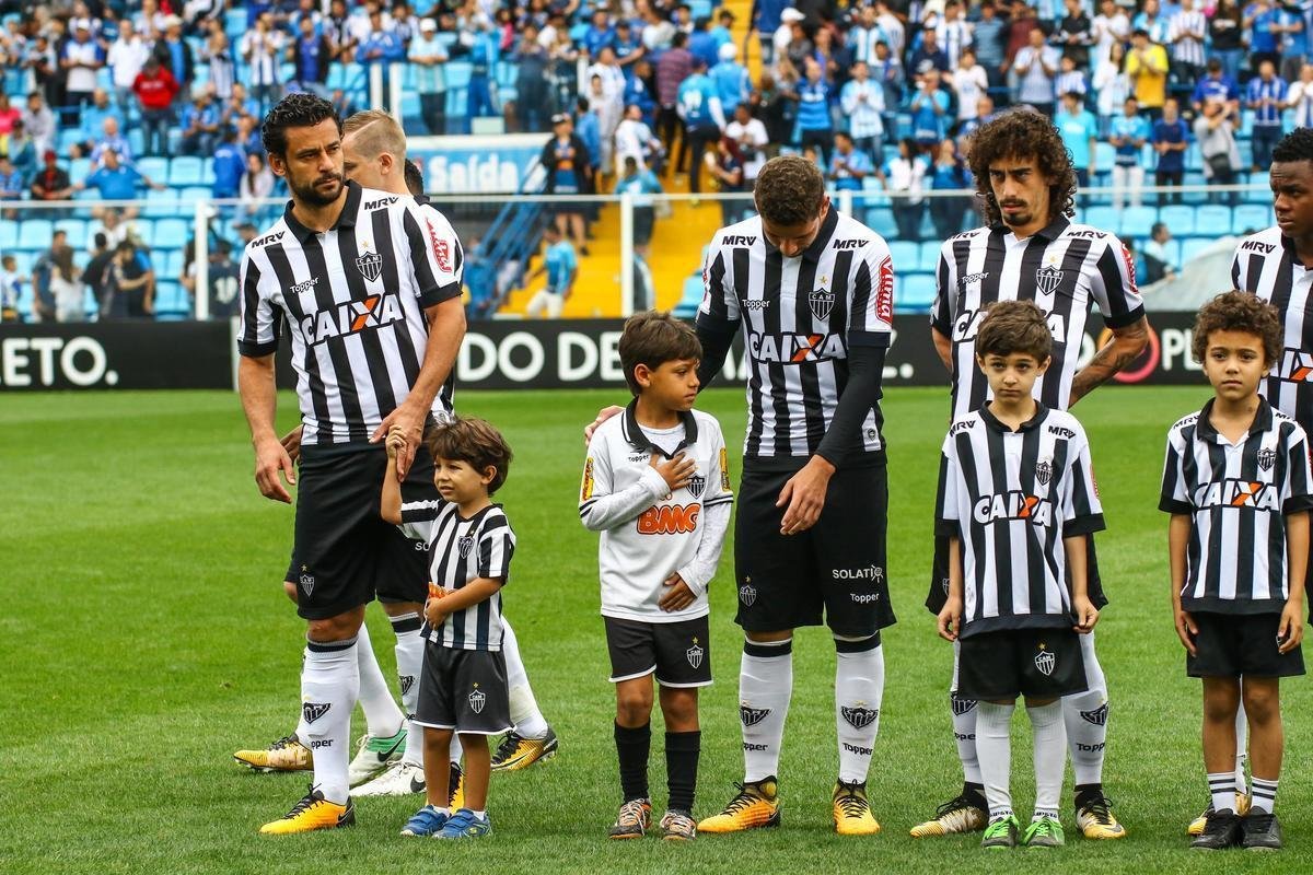 Imagens do empate entre Ava e Atltico, na Ressacada