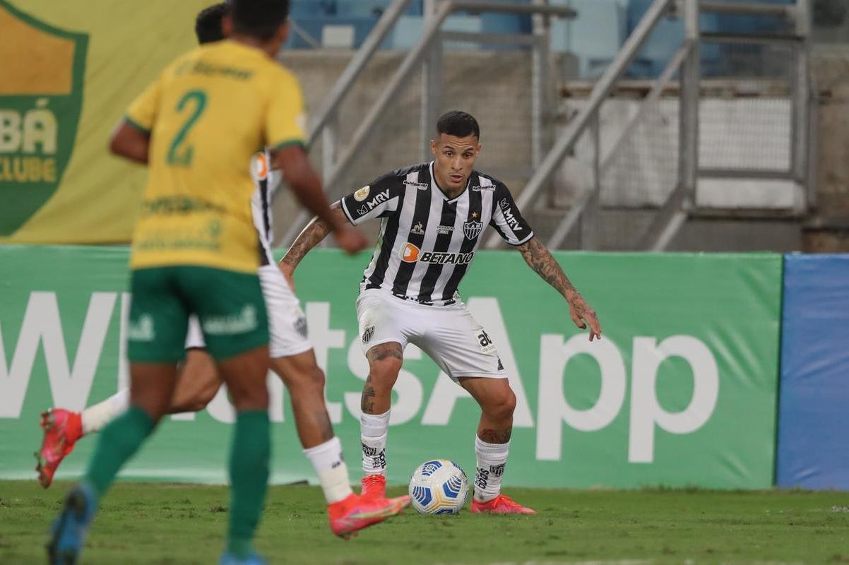 Cuiab e Atltico se enfrentaram pela nona rodada da Srie A do Campeonato Brasileiro