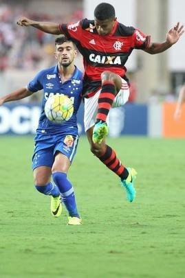 Flamengo e Cruzeiro jogaram em Cariacica-ES pela 27ª rodada do Campeonato Brasileiro