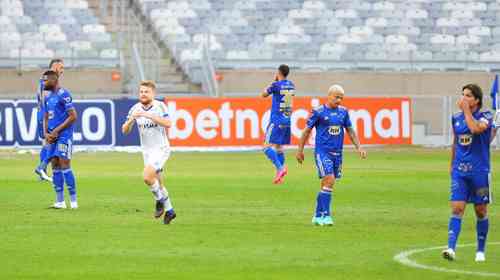 Alberto Rodrigues, da Itatiaia, desabafa após derrota do Cruzeiro: Vergonha  - Superesportes