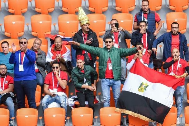 Arrascaeta inicia o jogo como titular da Celeste, ao lado de Surez e Cavani. Pelo lado egpcio, a estrla Mohamed Salah comeou o jogo no banco de reservas