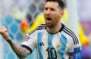 Lionel Messi deve renovar com o PSG, mas enquanto o acordo no sa, o argentino pode assinar com qualquer outro clube. - Foto: AFP

