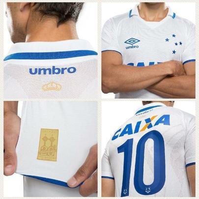 Detalhes da camisa número 2 do clube