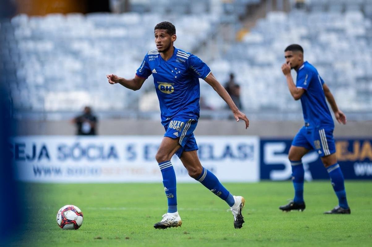 Adriano (1 volante), com 37% dos votos