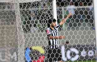 Atltico e Botafogo decidem vaga nas semifinais da Copa do Brasil; veja as melhores imagens do jogo no Independncia