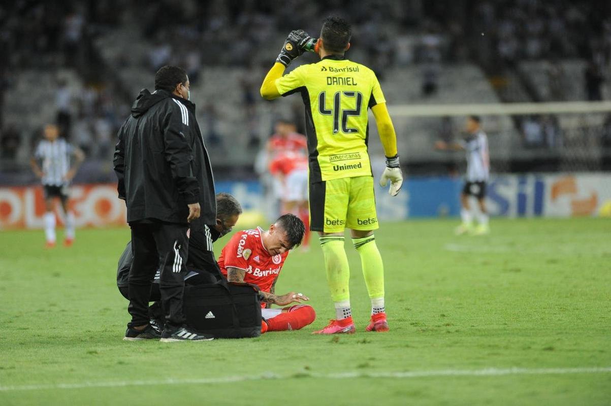 Veja as fotos do confronto entre Atltico x Internacional, no Mineiro, pela 23 rodada da Srie A