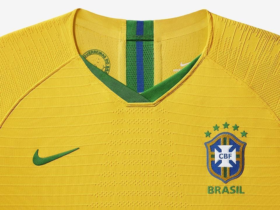 Imagens do uniforme exclusivo da Seleo Brasileira feminina