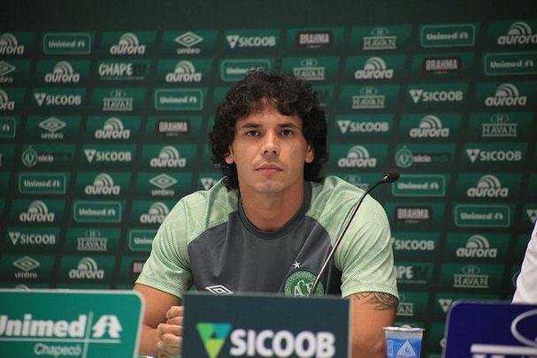 Nery Bareiro (Chapecoense) - 30 anos - Sem jogos no Campeonato Brasileiro - Foi titular em nove jogos do Campeonato Catarinense, mas sequer estreou no Brasileiro.