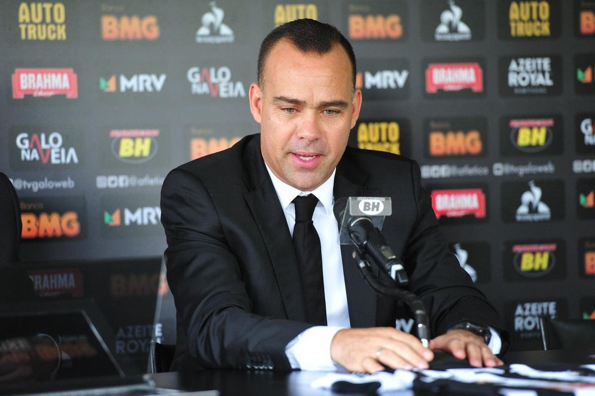 Fotos da apresentao de Rafael Dudamel no Atltico