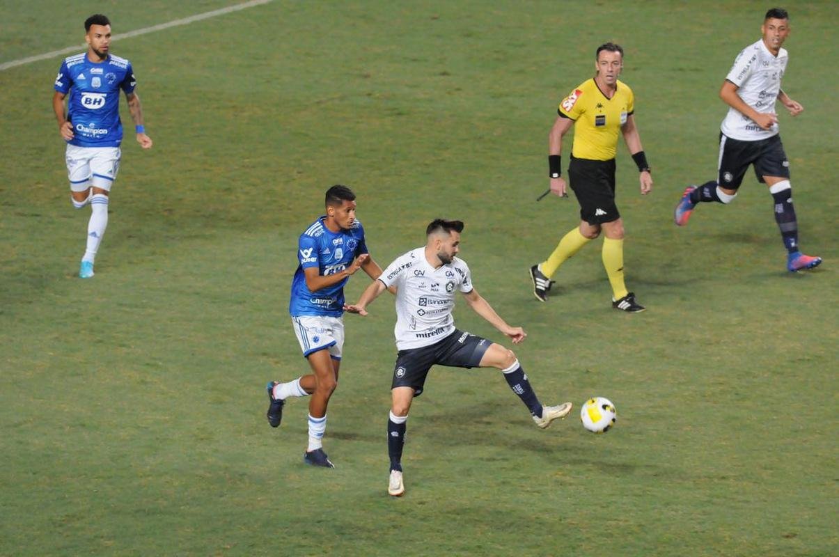 Fotos do jogo entre Cruzeiro e Remo pela Copa do Brasil