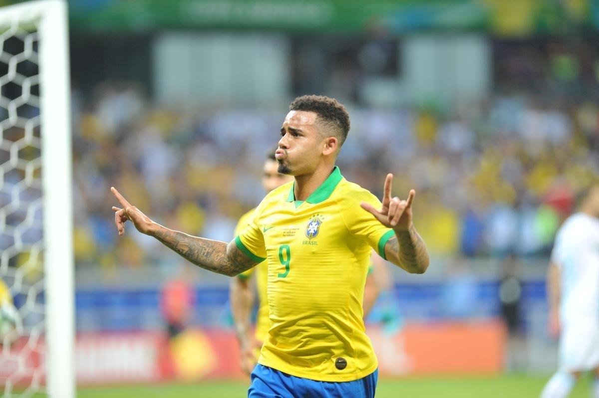Fotos da vitria do Brasil sobre a Argentina, por 2 a 0, no Mineiro, pela semifinal da Copa Amrica; Gabriel Jesus e Firmino marcaram os gols da seleo em BH