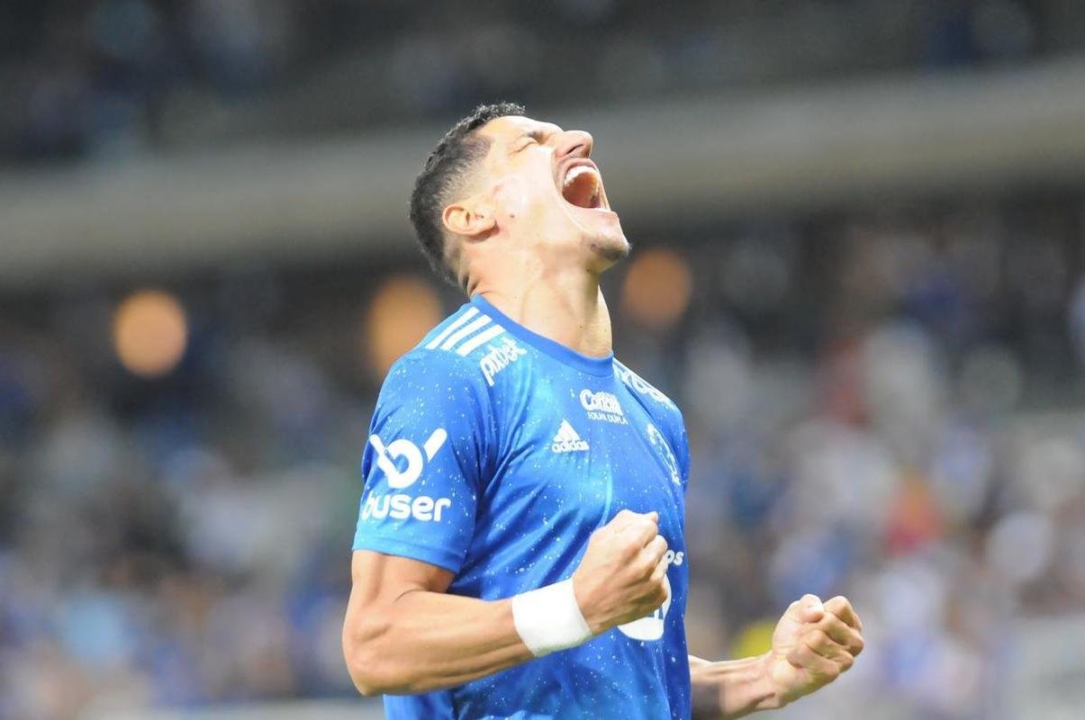 Fotos do jogo entre Cruzeiro e Vila Nova, no Mineiro, pela 15 rodada da Srie B