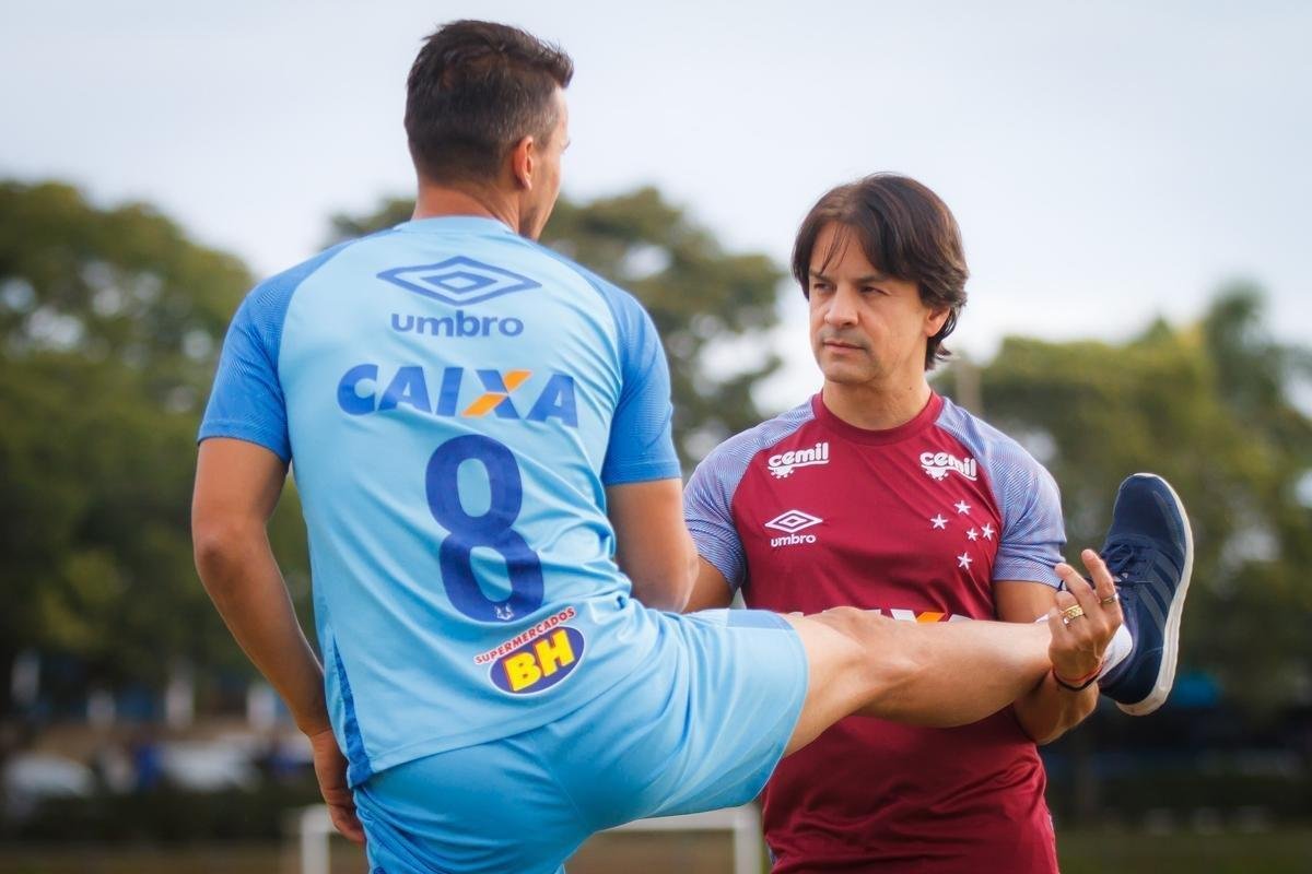 Imagens do treinamento do Cruzeiro s vsperas de duelo contra o Cear, pelo Brasileiro